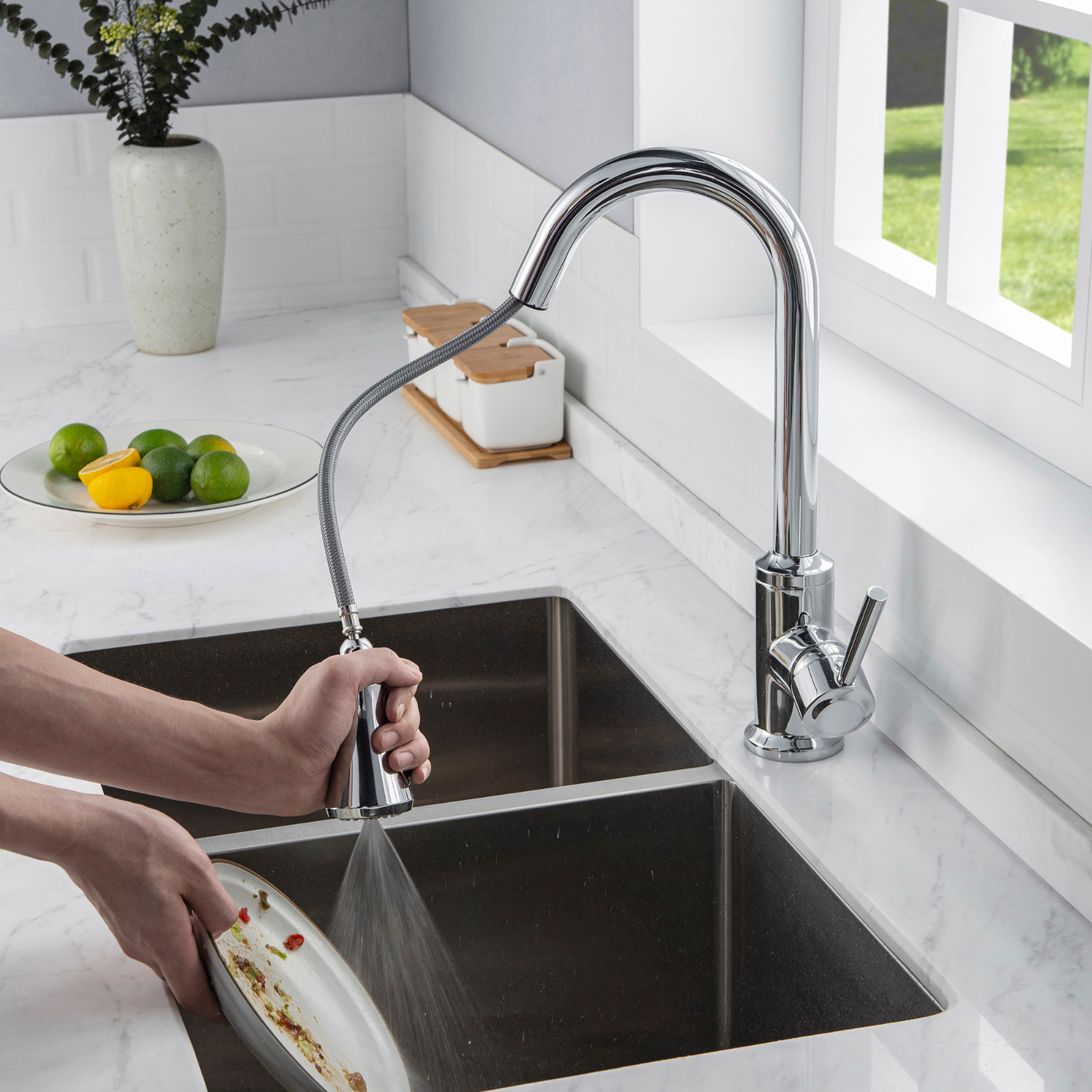  WOODBRIDGE WK101201CH Stainless Steel Single Handle Pull Down Kitchen Faucet in Chrome Finish._9024