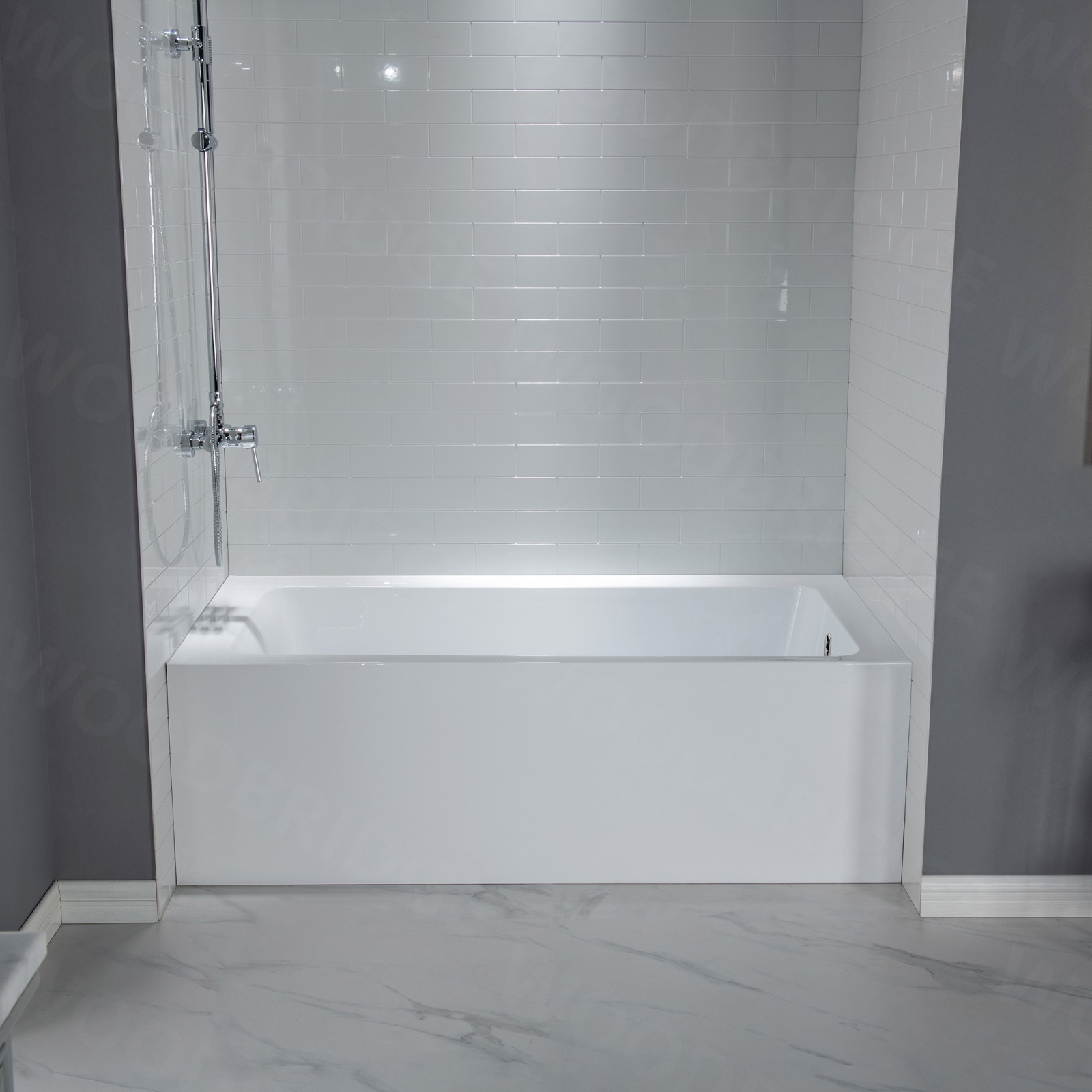  WOODBRIDGE 60-Inch Contemporary Alcove Acrylic Bathtub with Right Hand Drain and Overflow Holes, White_9575