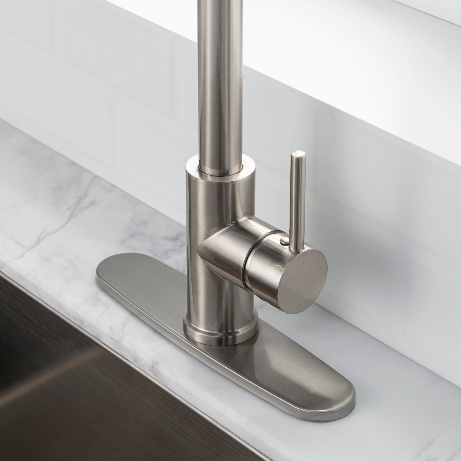  WOODBRIDGE WK090802BN Single Handle Pull Down Kitchen Faucet in Brushed Nickel Finish_5019