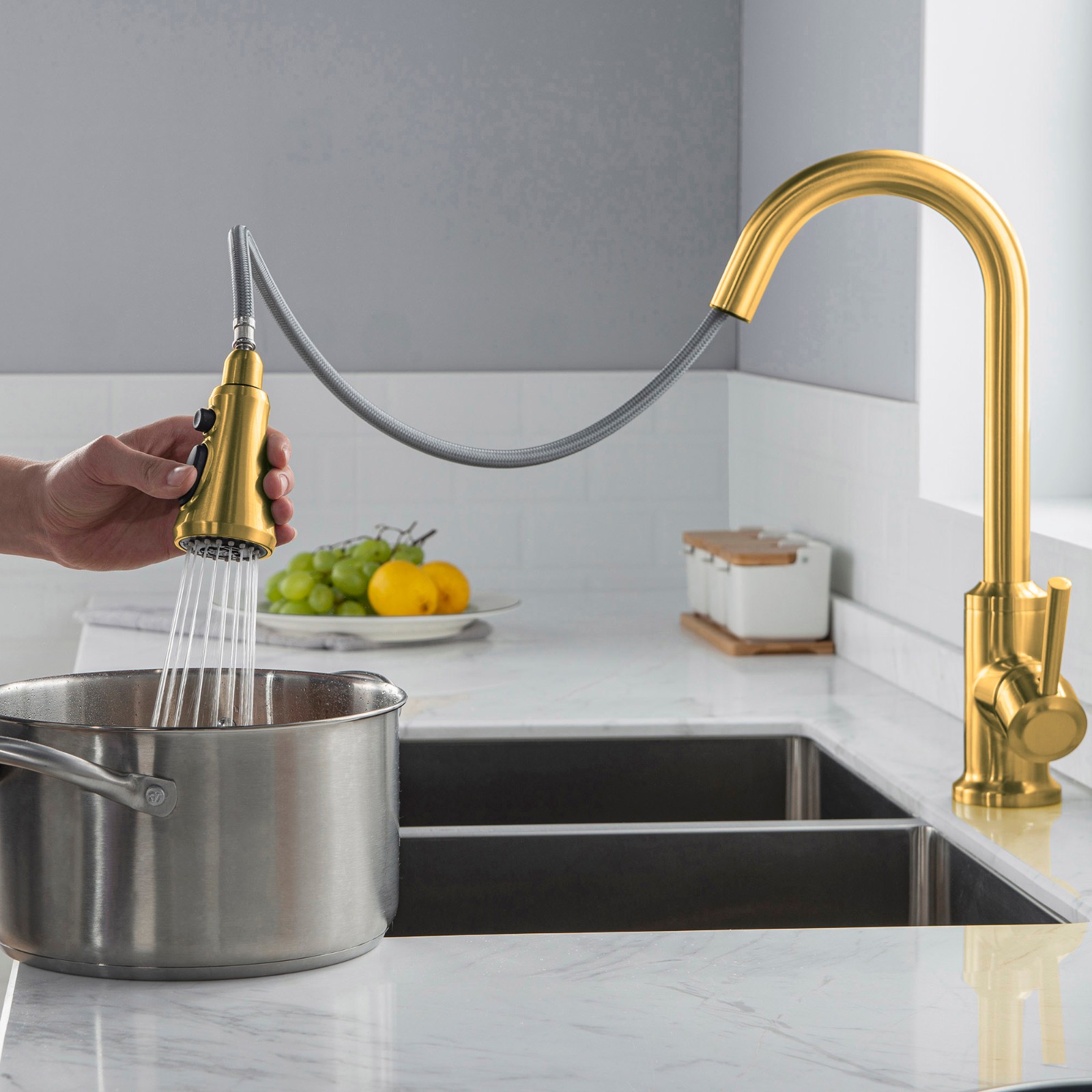  WOODBRIDGE WK101201BG Stainless Steel Single Handle Pull Down Kitchen Faucet in Brushed Gold Finish._4984