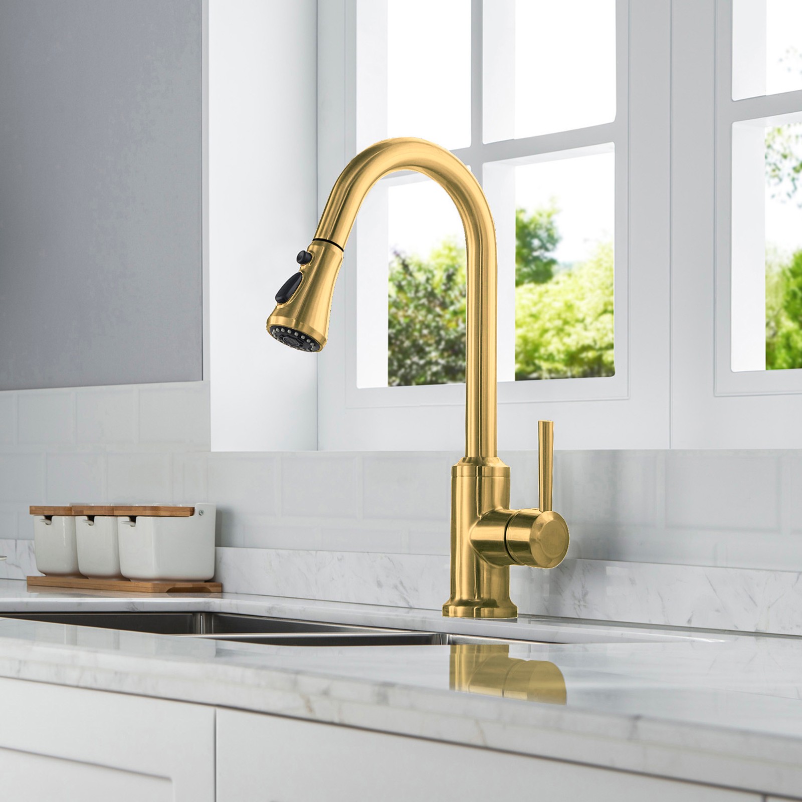  WOODBRIDGE WK101201BG Stainless Steel Single Handle Pull Down Kitchen Faucet in Brushed Gold Finish._4986