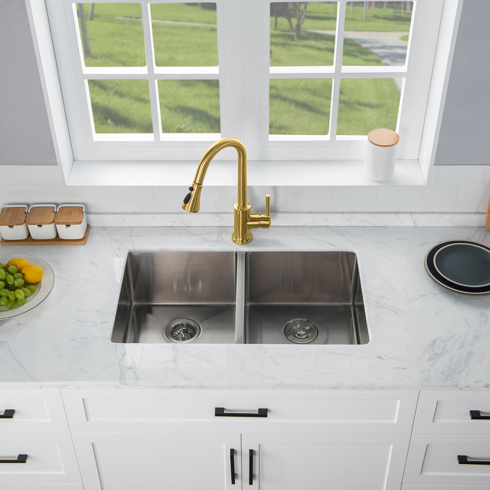  WOODBRIDGE WK101201BG Stainless Steel Single Handle Pull Down Kitchen Faucet in Brushed Gold Finish._4990