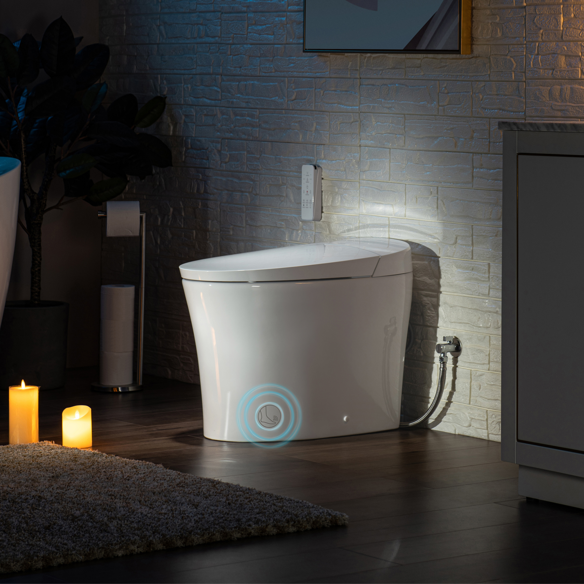 thumbnail image 2 of Smart Bidet Toilet With Auto Open/Close Lid, Built-in Bidet & Tank 2 of 9