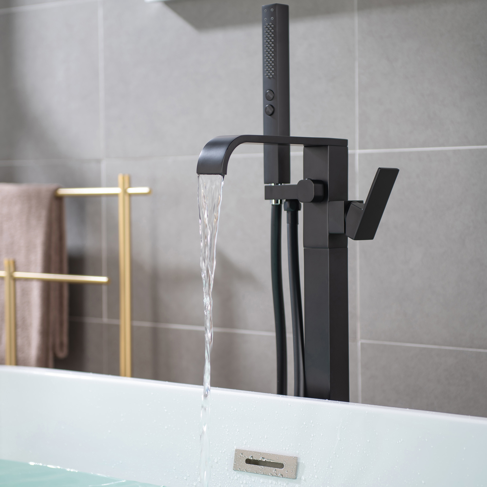  WOODBRIDGE F0037MB Contemporary Single Handle Floor Mount Freestanding Tub Filler Faucet with Hand shower in Matte Black Finish._12236
