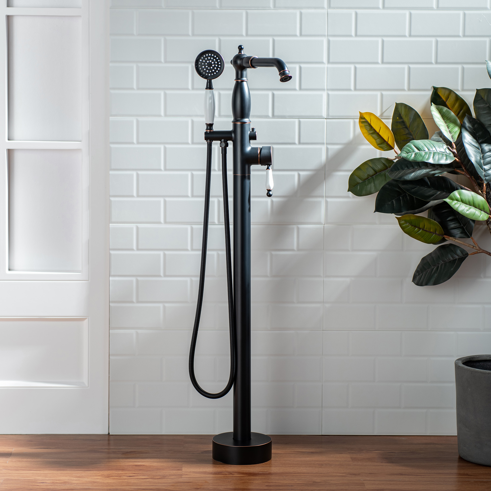  WOODBRIDGE F0049ORB Fusion Single Handle Floor Mount Freestanding Tub Filler Faucet with Telephone Hand shower in Oil Rubbed Bronze Finish_12273