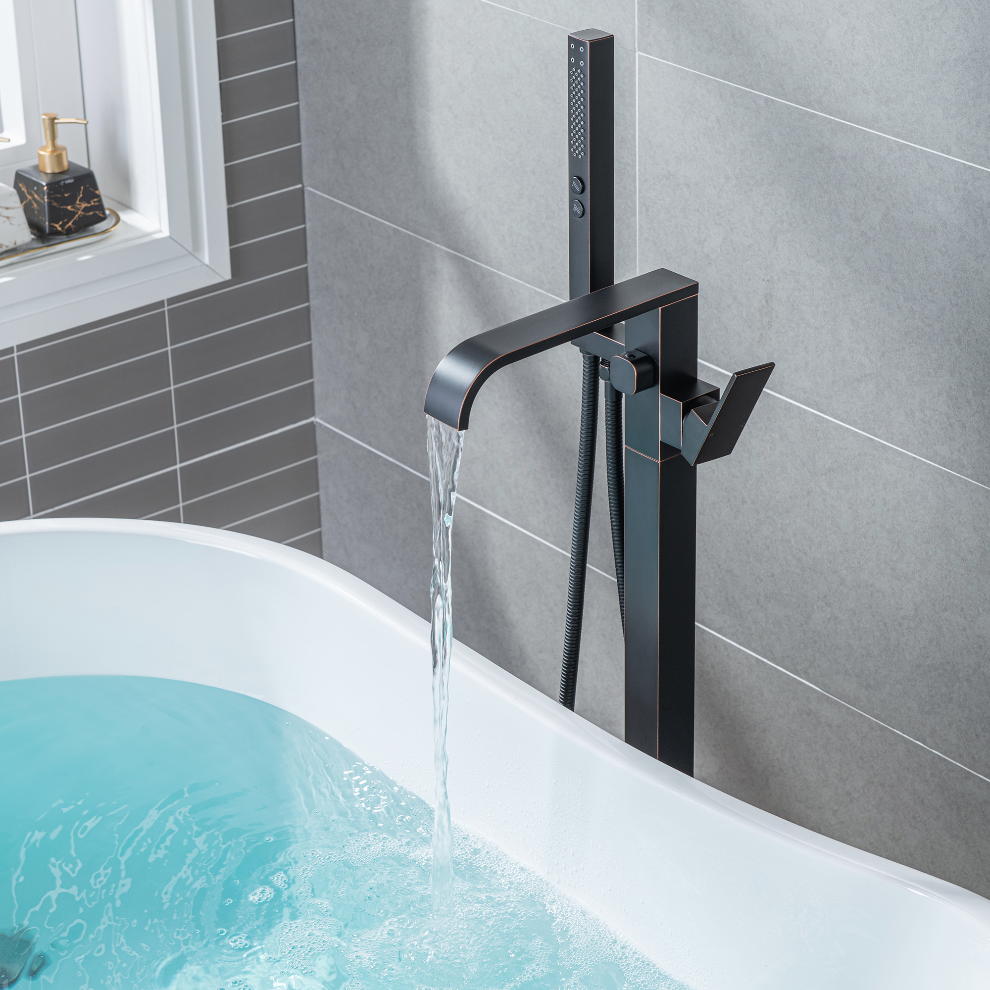  WOODBRIDGE F0038ORB Contemporary Single Handle Floor Mount Freestanding Tub Filler Faucet with Hand shower in Oil Rubbed Bronze Finish._12816