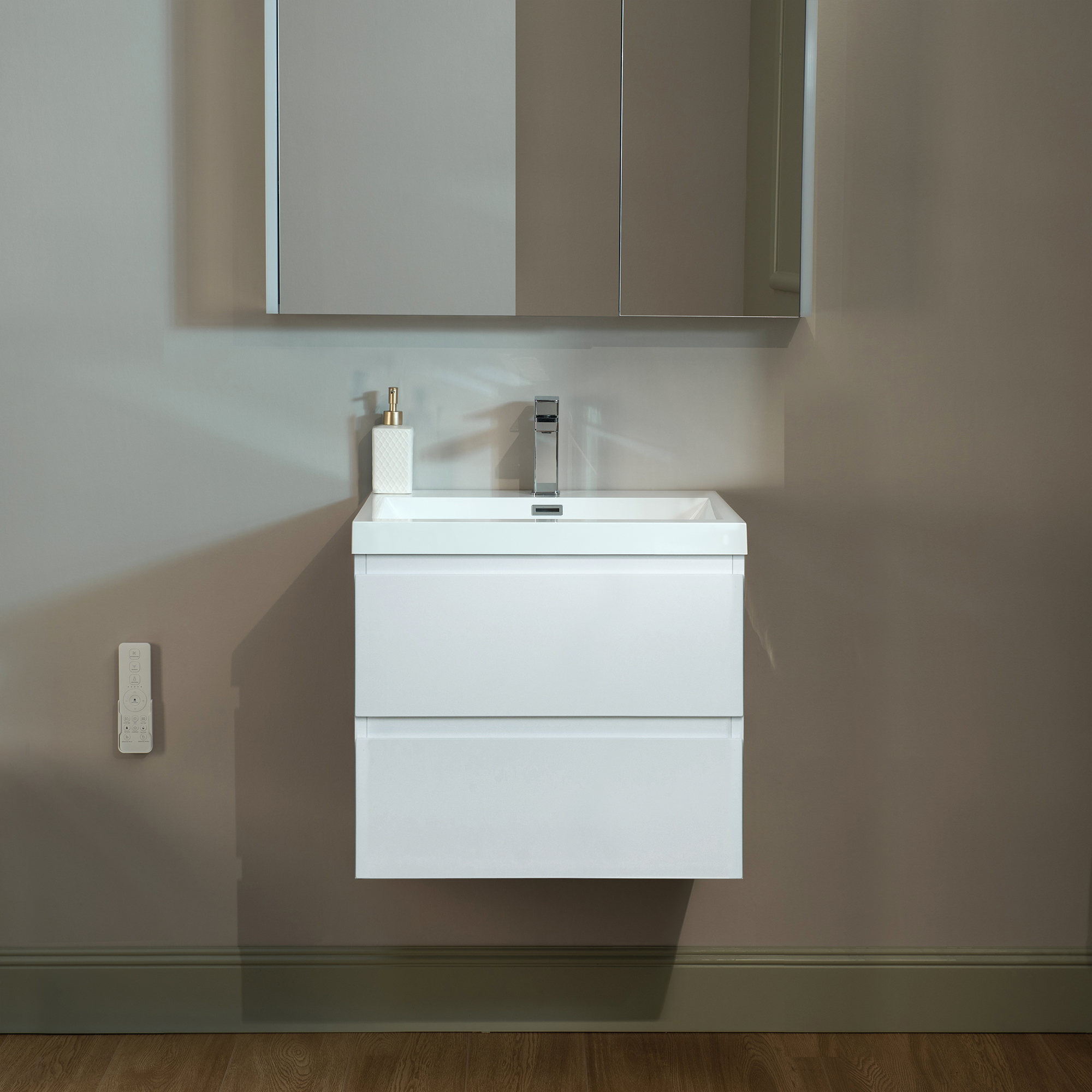WOODBRIDGE 29-1/2 in. W x 19-5/8 in. D Wall Mounted Floating Vanity in Glossy White with Resin Composite Vanity Top in Glossy White