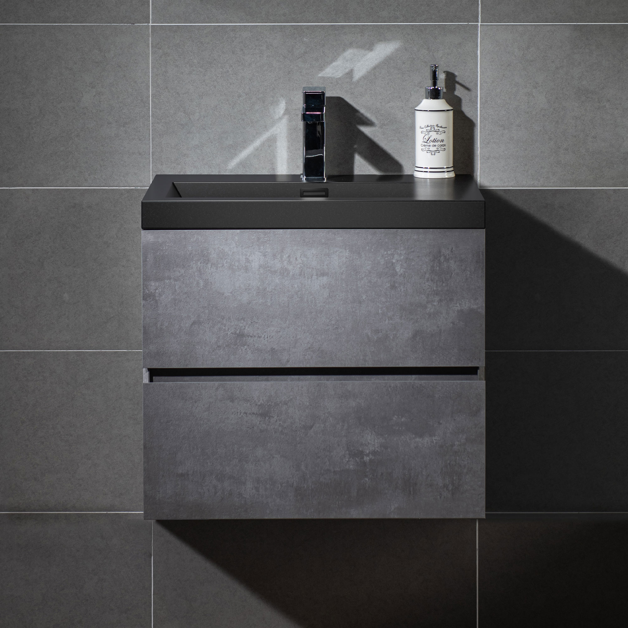 WOODBRIDGE 23-5/8 in. W x 19-5/8 in. D Wall Mounted Floating Bathroom Vanity in Gray with Quartz Sand Composite Vanity Top in Matte Black