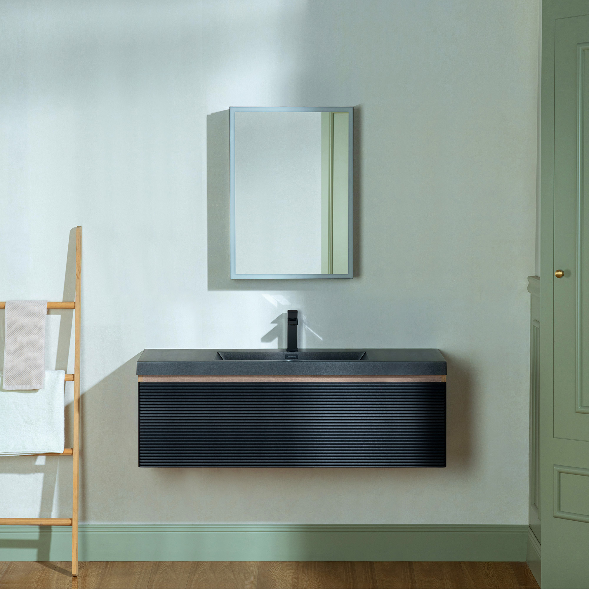 WOODBRIDGE 47-1/4 in. W x 19-5/8 in. D Wall Mounted Floating Multi-layer Engineering Wood Bathroom Vanity with Premium Black Sintered Stone Vanity Top