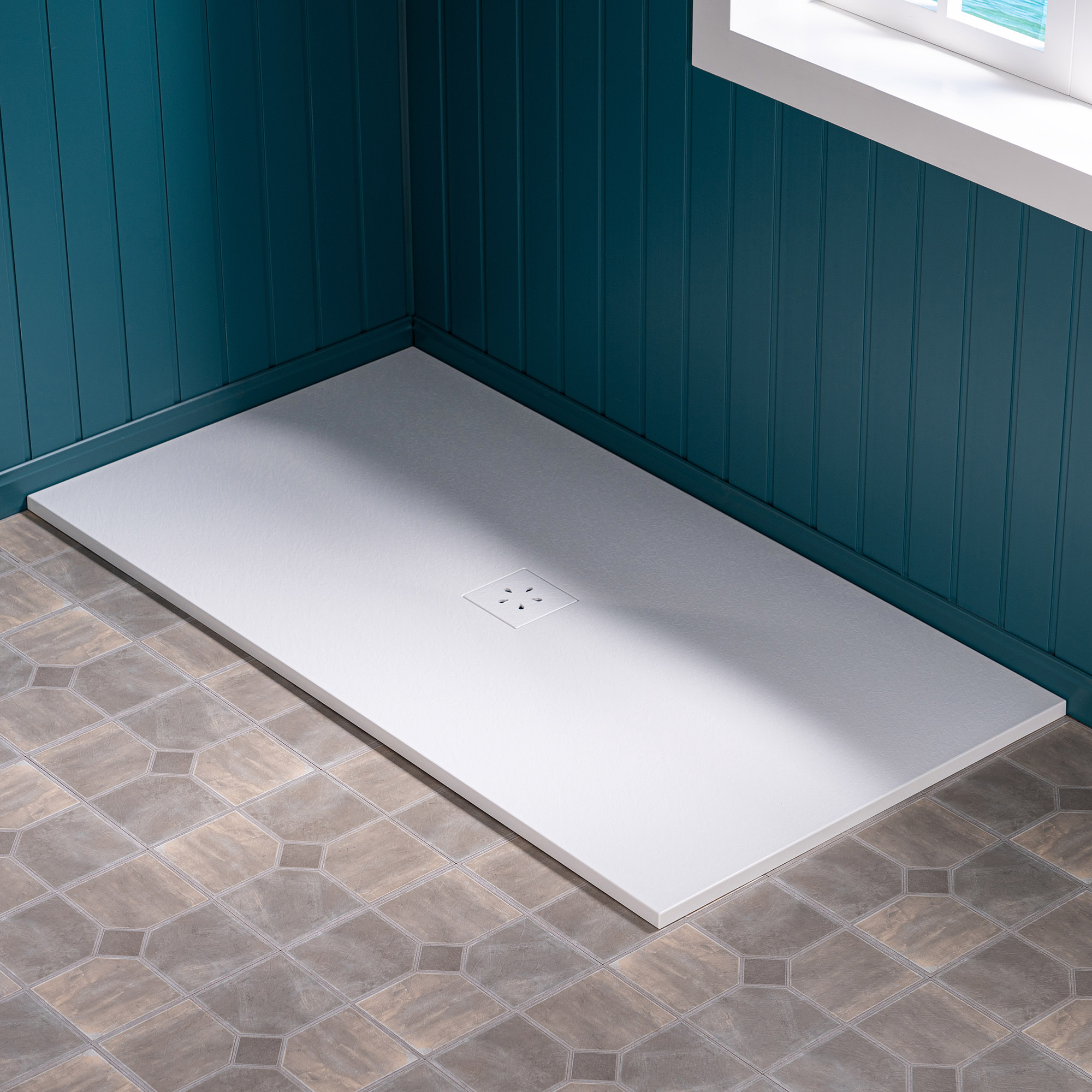  WOODBRIDGE 47.75-in L x 32-in W Zero-Threshold End-Drain Shower Base with Center Drain Placement, Matching Decorative Drain Plate and Tile Flange, Wheel Chair Access, Low Profile, White_25015