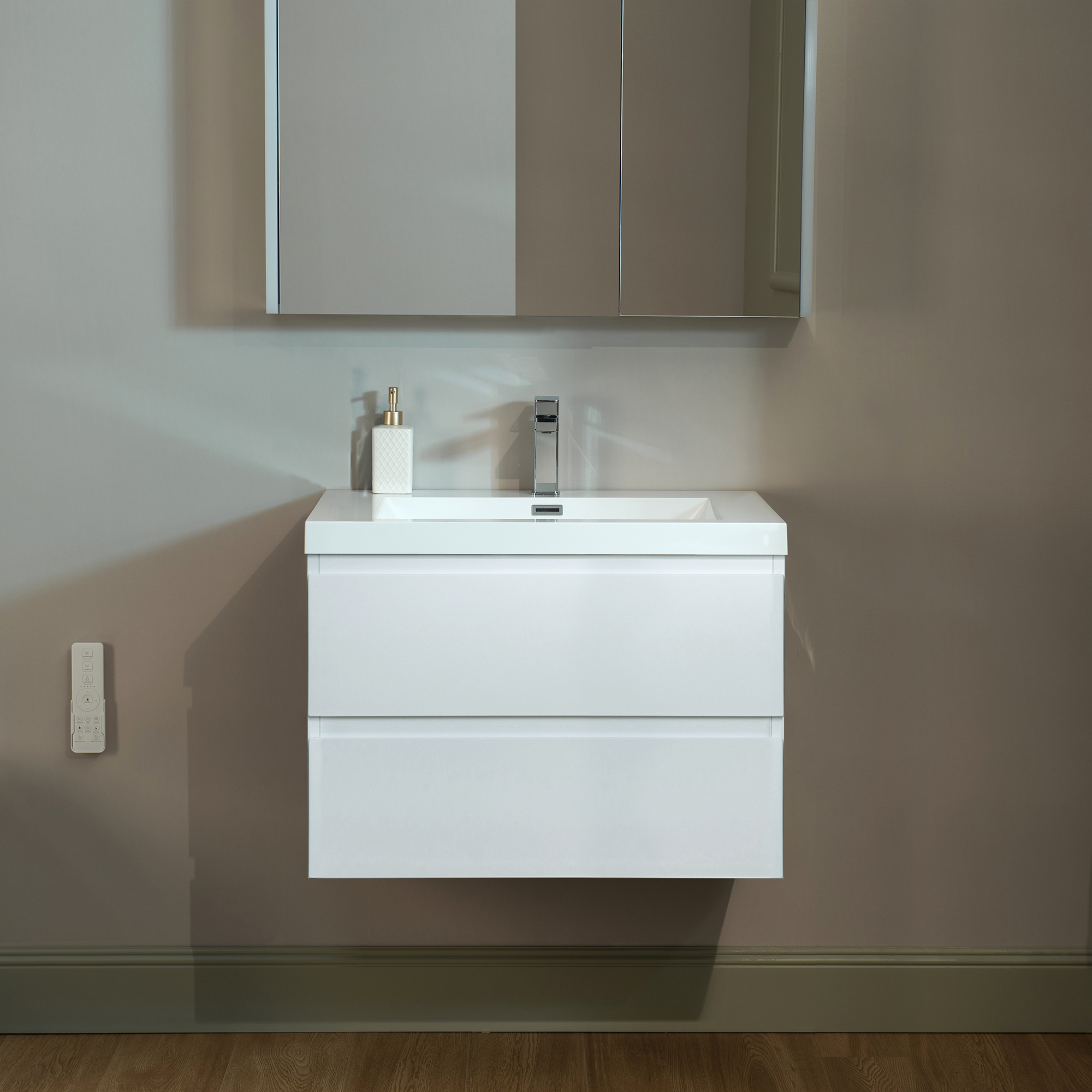  WOODBRIDGE 29-1/2 in. W x 19-5/8 in. D Wall Mounted Floating Vanity in Glossy White with Resin Composite Vanity Top in Glossy White_25655