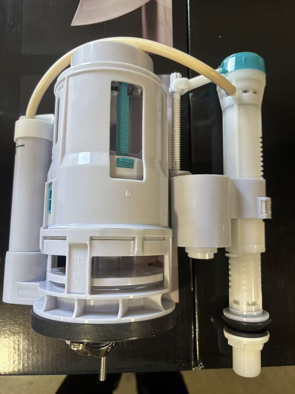 B0940/B0941/B0942 Fill Valve + Flush Valve