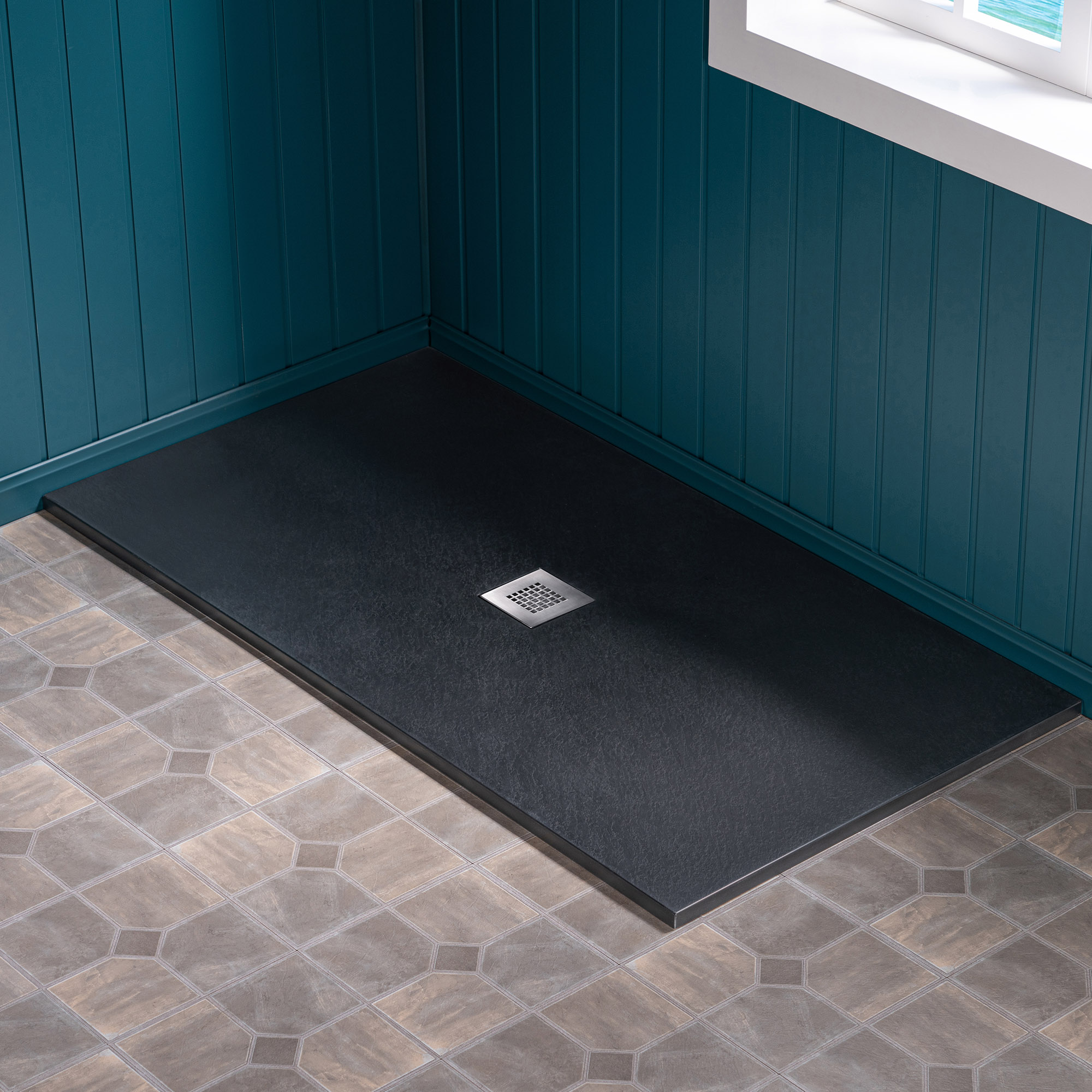 WOODBRIDGE 60-in L x 32-in W Zero-Threshold End-Drain Shower Base with Center Drain Placement, Matching Decorative Drain Plate and Tile Flange, Wheel Chair Access, Low Profile, Black