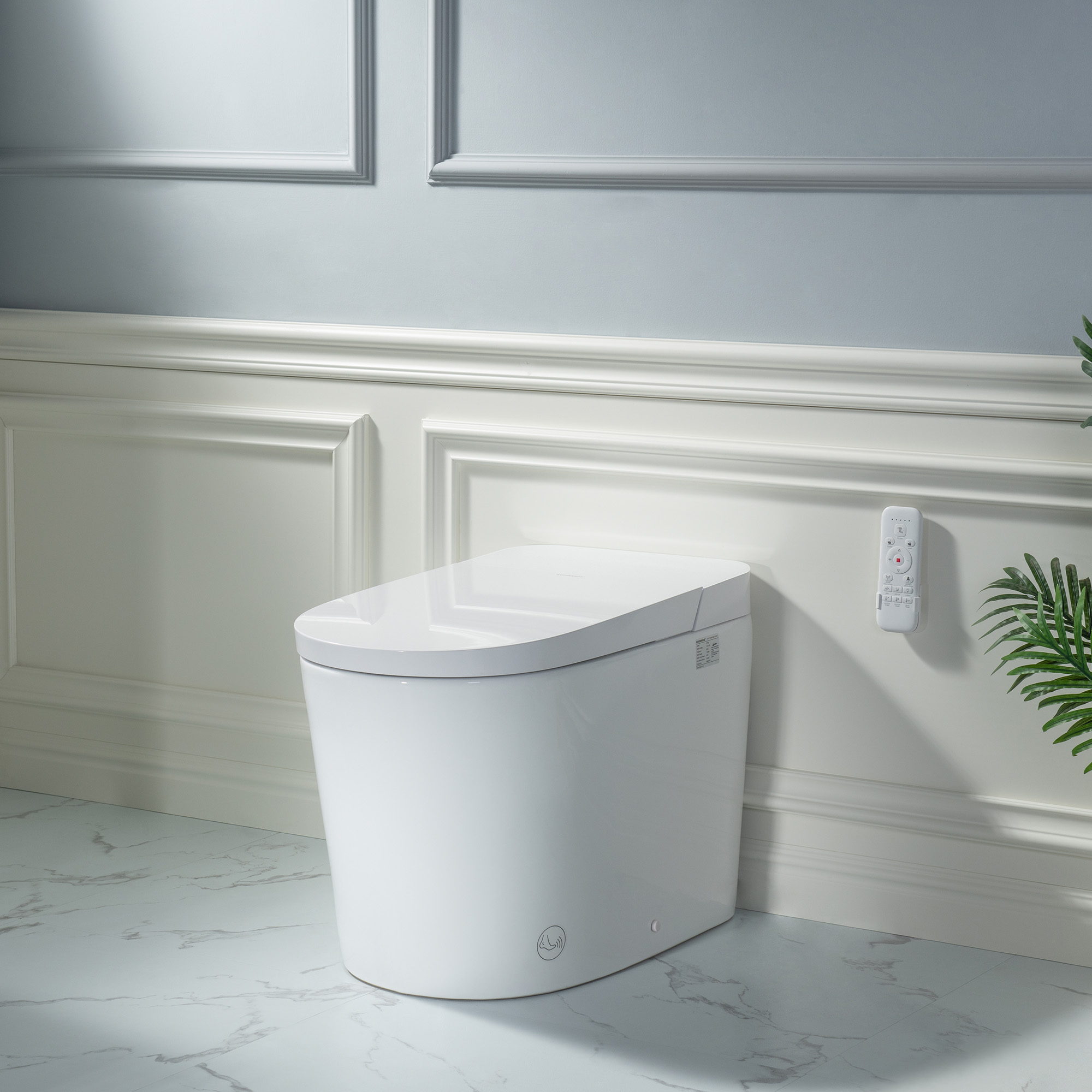 WOODBRIDGE Bidet Smart Toilet with Auto Flush, ADA Comfort Height, Pulse Wash, Blackout Flush, Heated Seat, Fragrance System, Adjustable Water Pressure, GT092